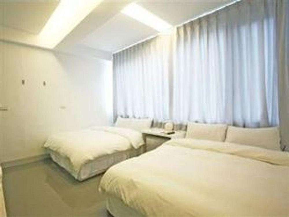 לינה וארוחת בוקר Shanjiao Kenting The House מראה חיצוני תמונה